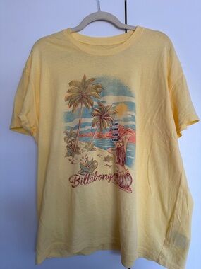 Billabong Pale Yellow Short Sleeve Graphic Tee